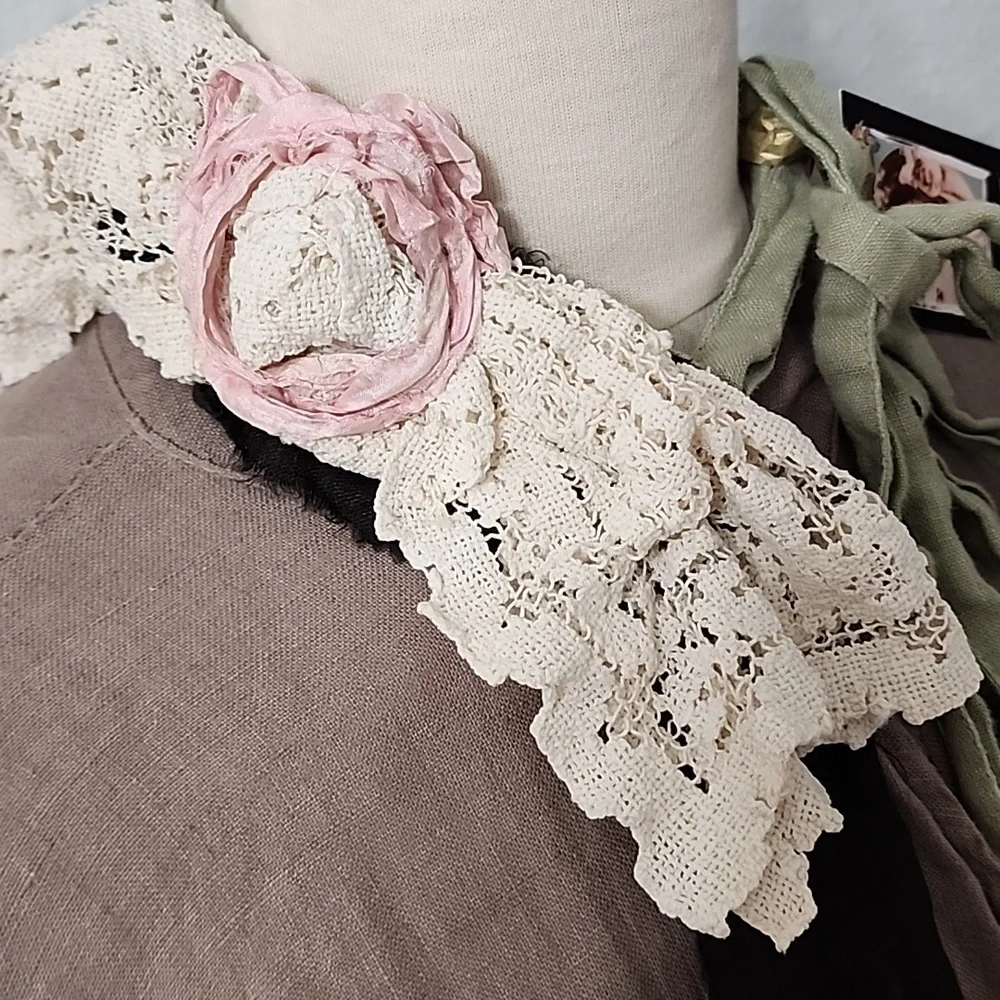 ♥️JABOT🩷 🌹👸🏼⚘️MOSSIE ANNA ARTISAN DESIGN NWT OOAK - Picture 8 of 10